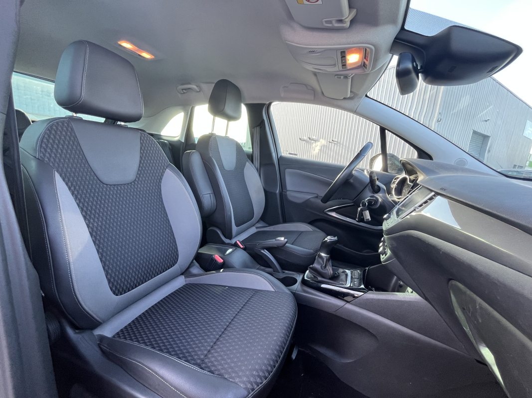 Opel Crossland x — 15