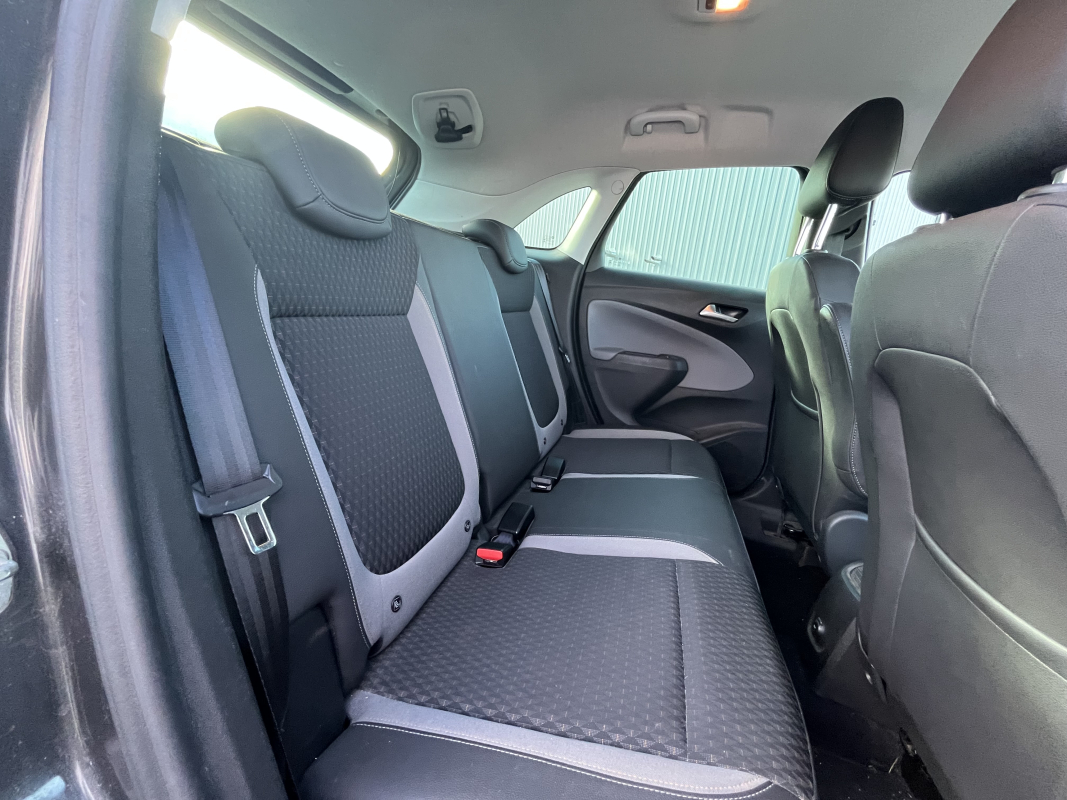 Opel Crossland x — 14