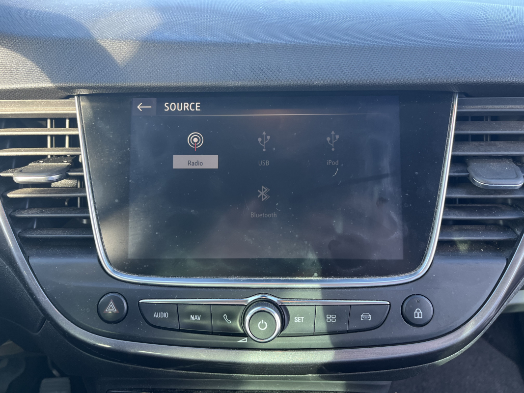 Opel Crossland x — 26