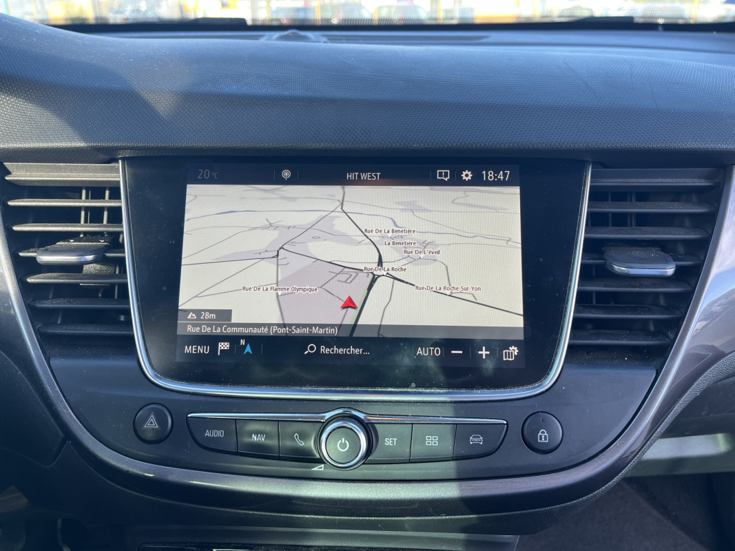 Opel Crossland x — 24