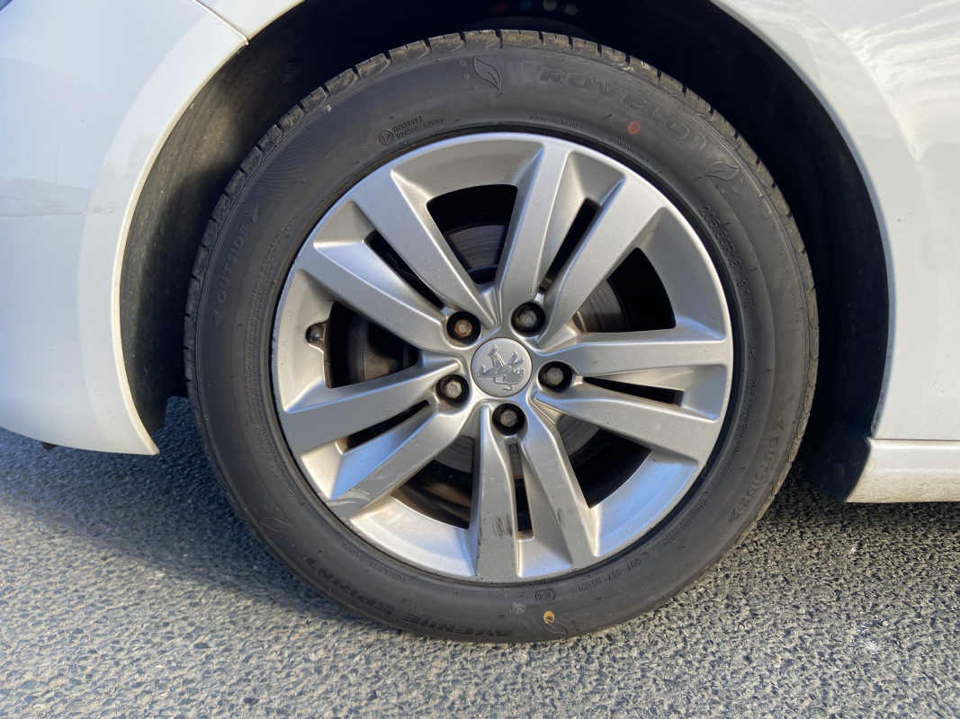 Peugeot 308 — 33