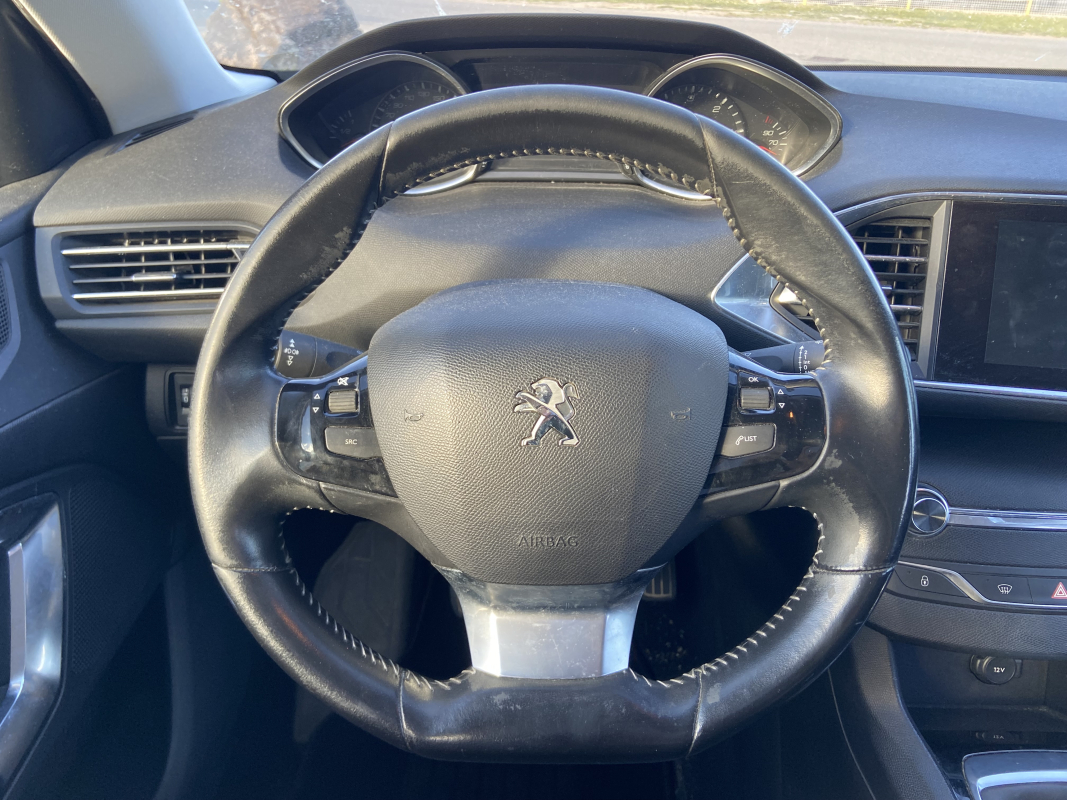 Peugeot 308 — 19