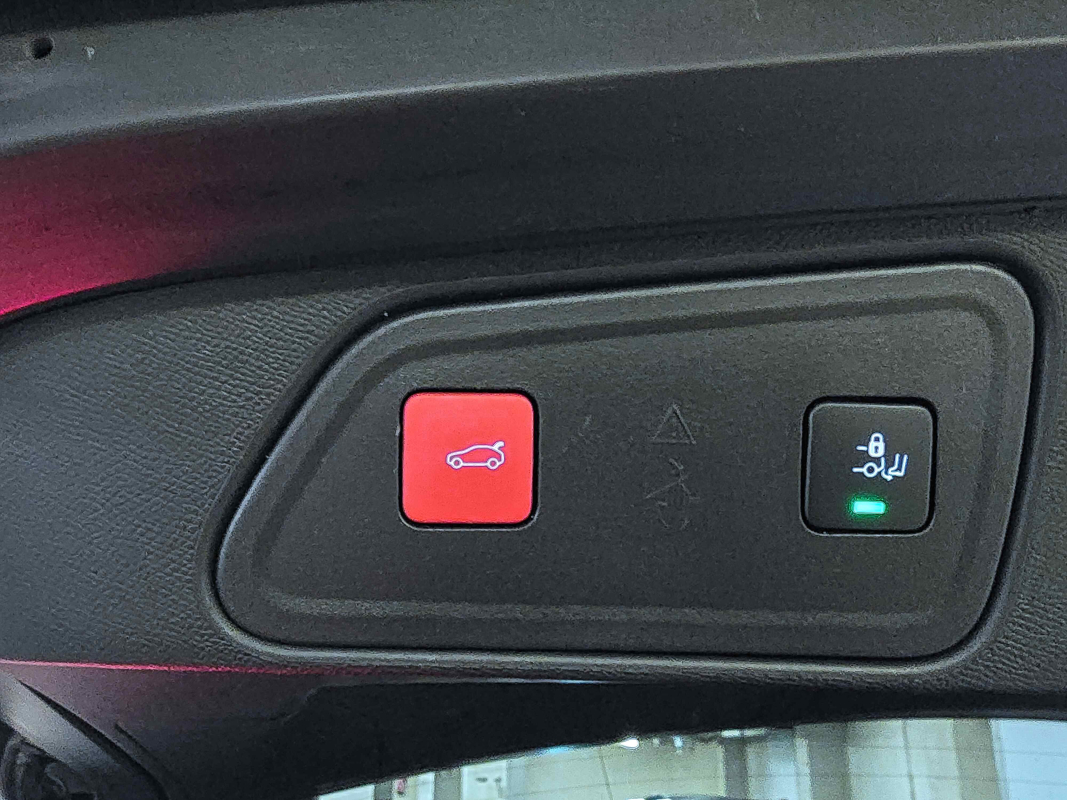 Peugeot 3008 — 10