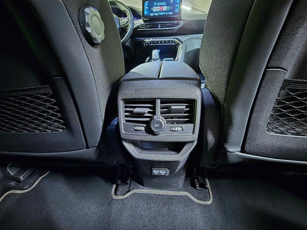 Peugeot 3008 — 21