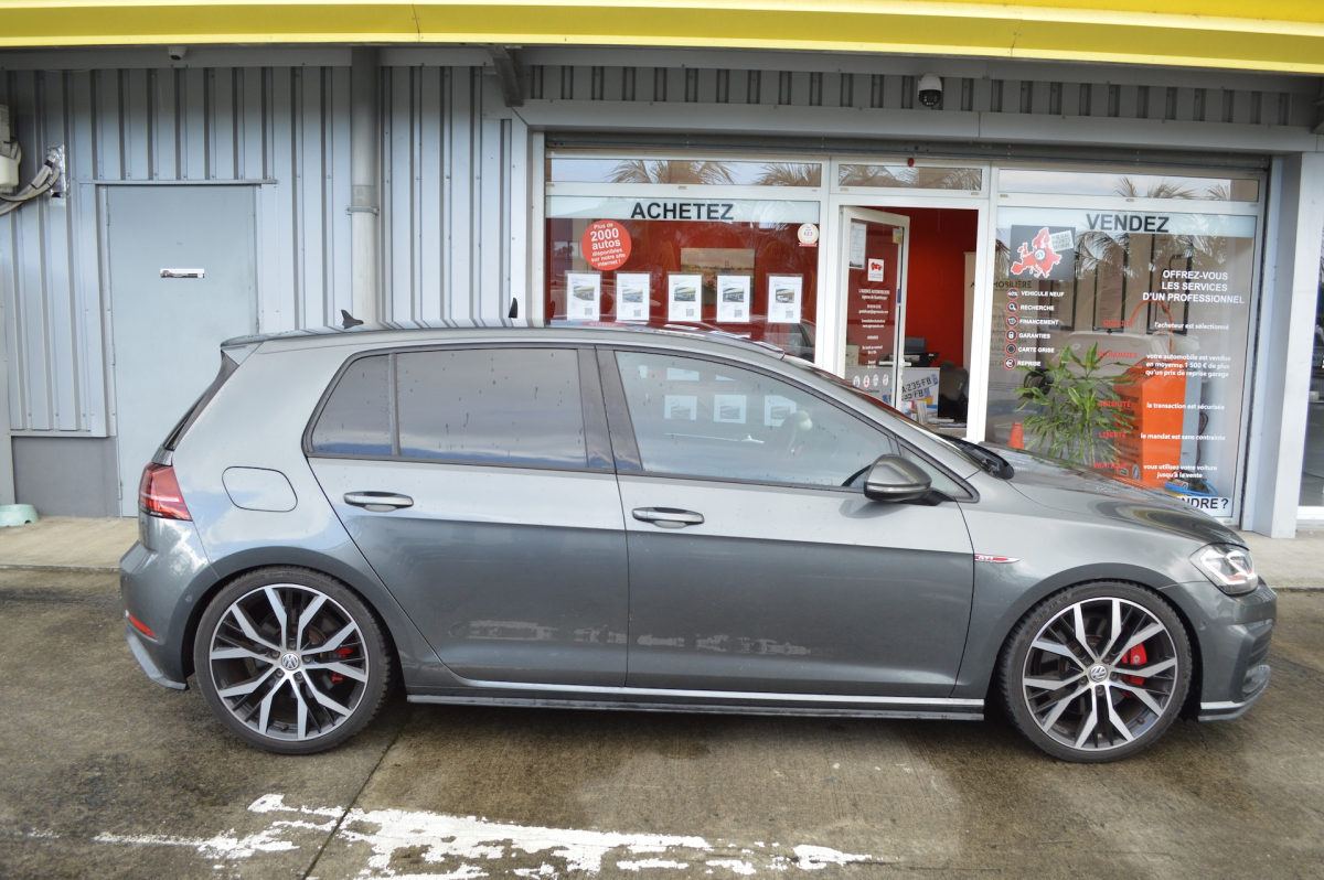 Volkswagen Golf — 8
