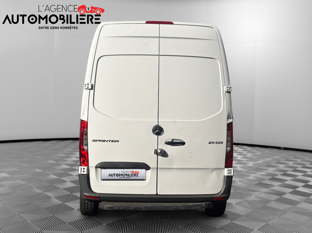 Mercedes Sprinter — 4