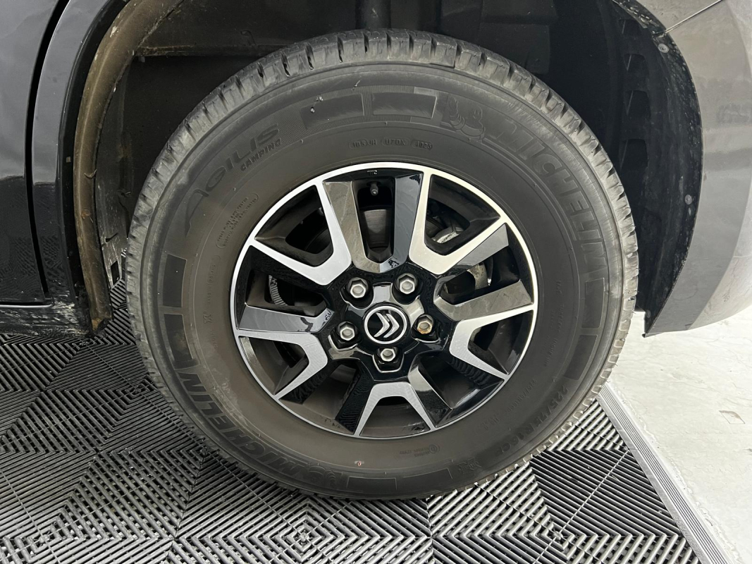 LMC Innovan 600 — 28