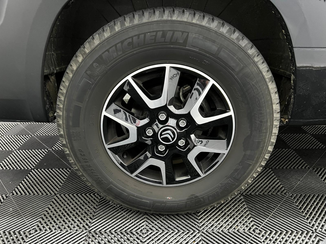 LMC Innovan 600 — 29