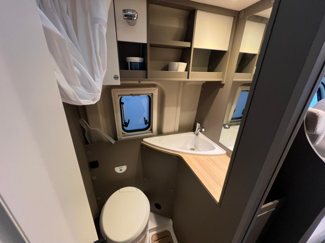 LMC Innovan 600 — 21