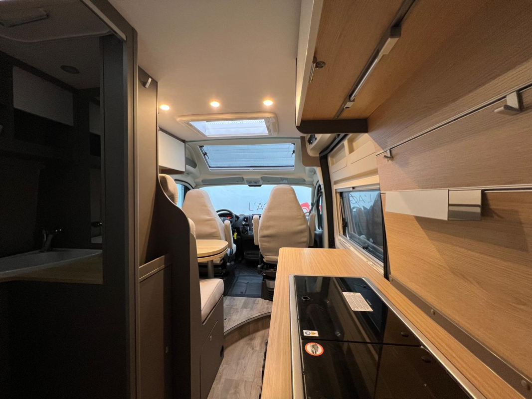 LMC Innovan 600 — 18