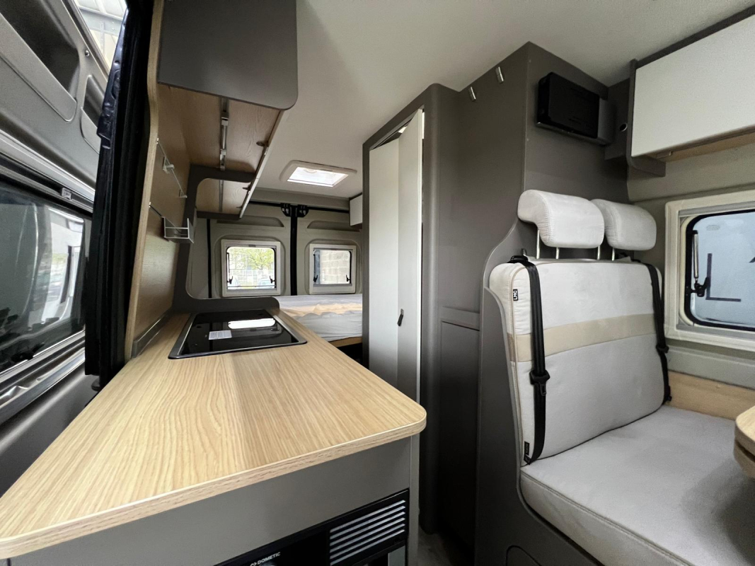 LMC Innovan 600 — 16