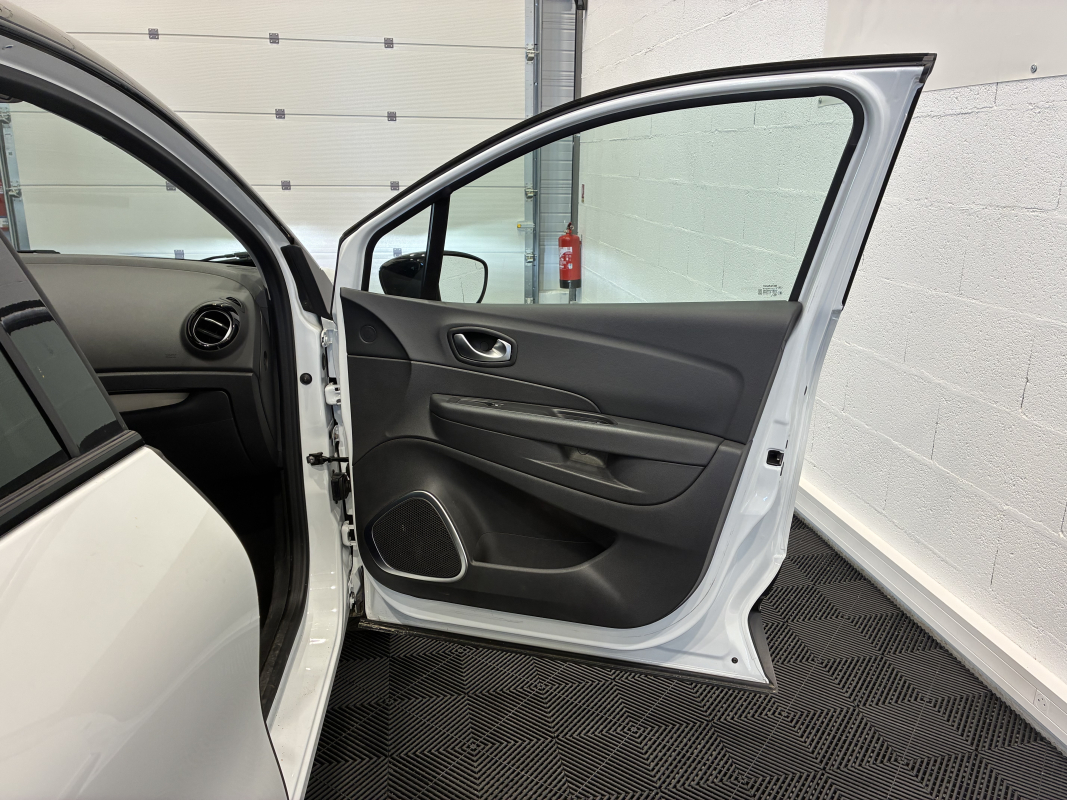 Renault Captur — 18