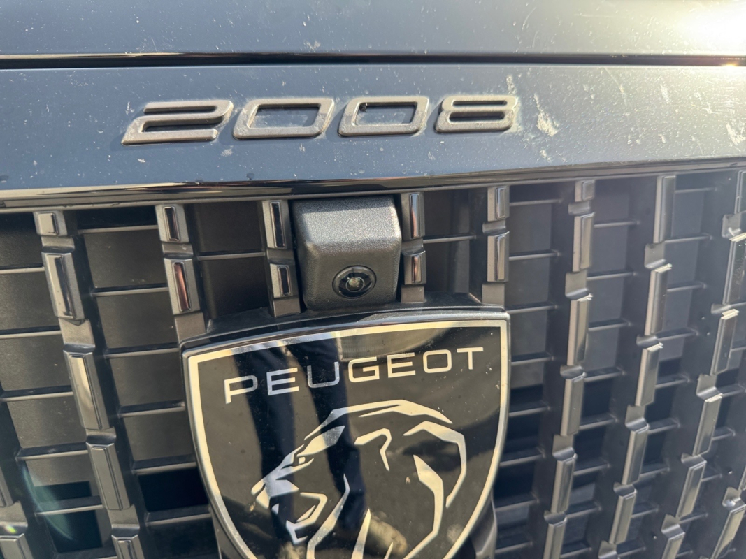 Peugeot 2008 — 15