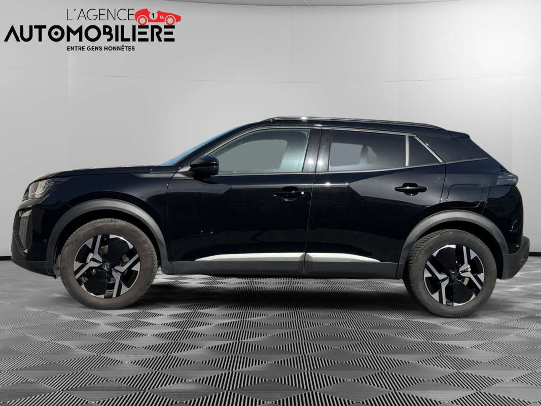 Peugeot 2008 — 8