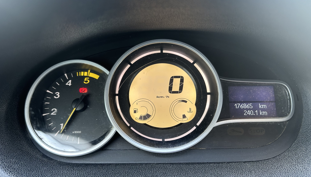 Renault Megane coupe — 19