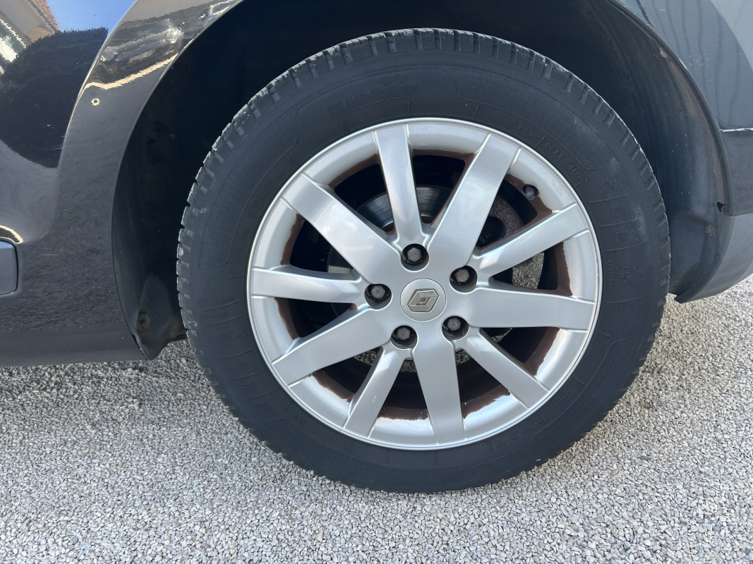 Renault Megane coupe — 28