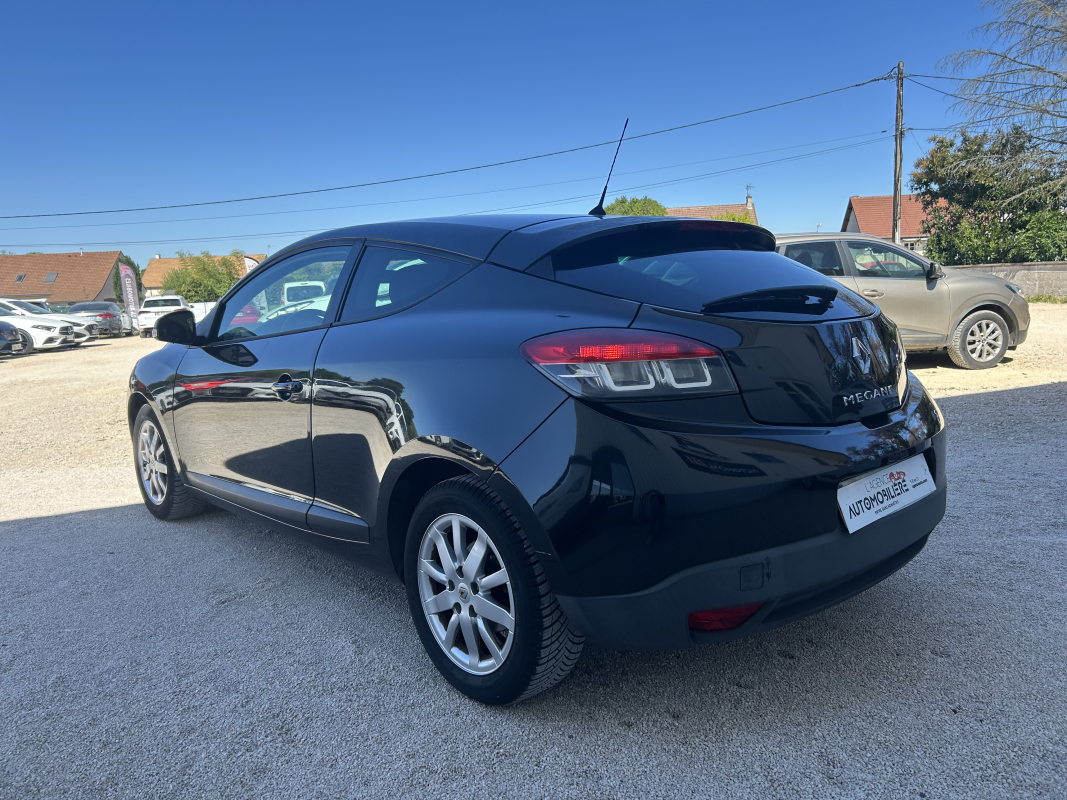 Renault Megane coupe — 6