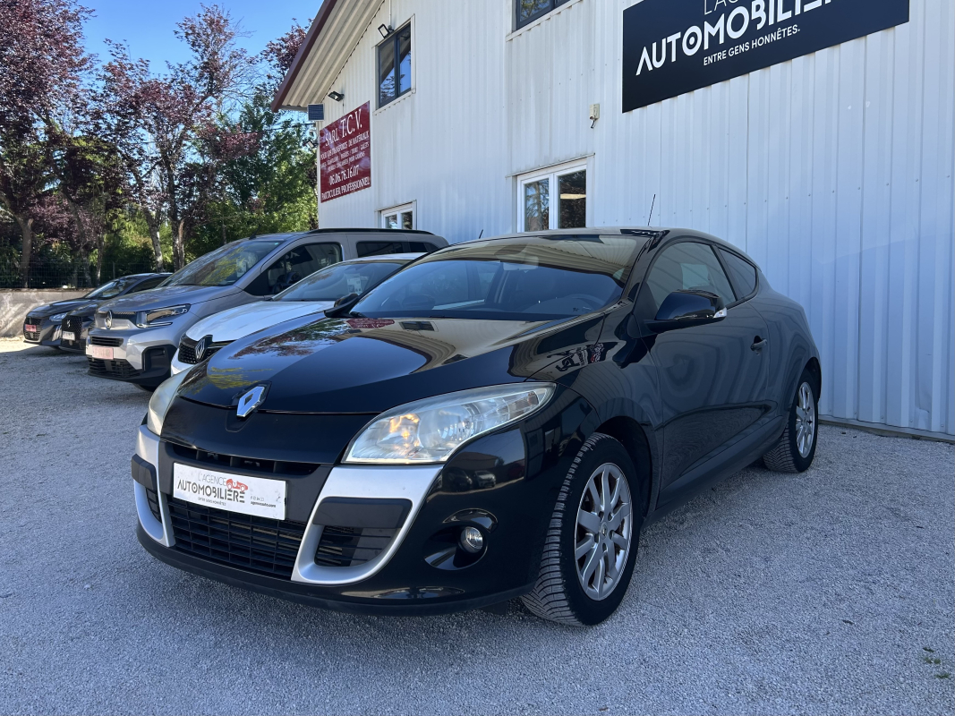 Renault Megane coupe — 3