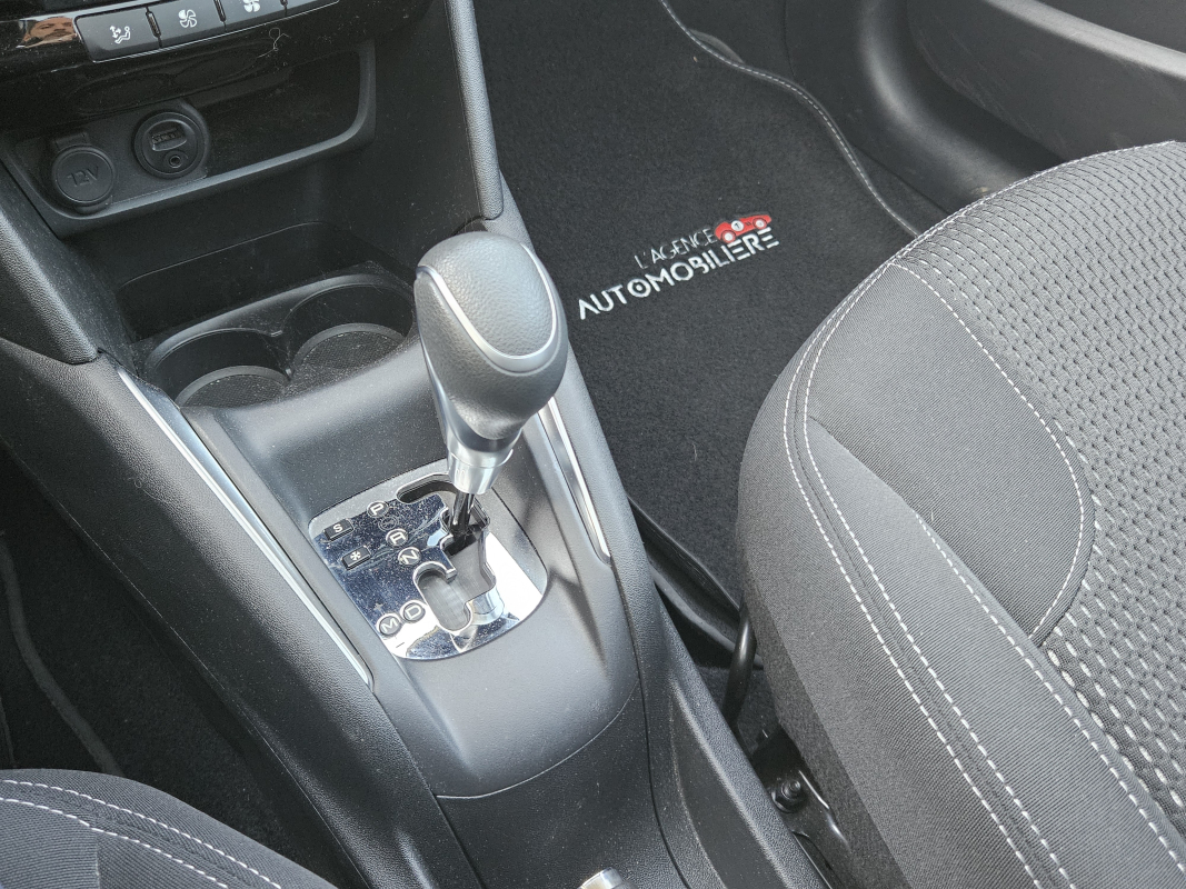 Peugeot 208 — 18
