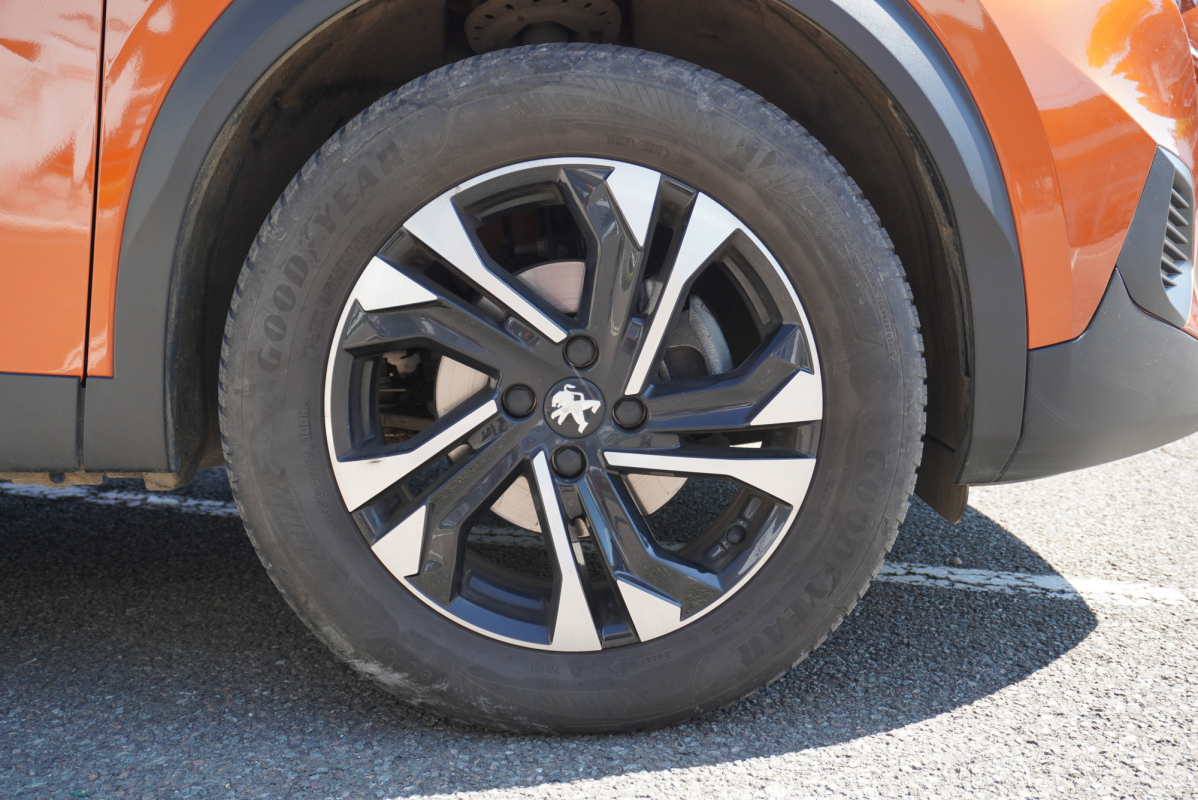Peugeot 2008 — 32