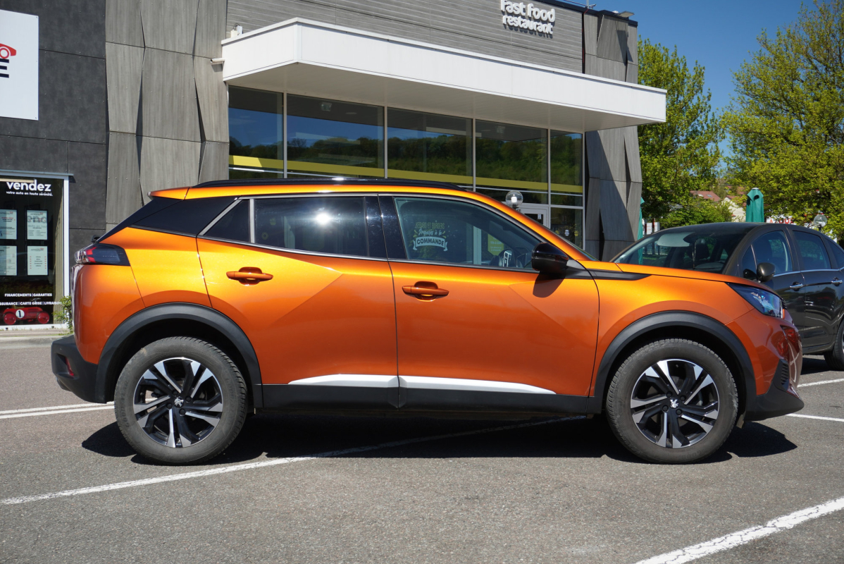 Peugeot 2008 — 4