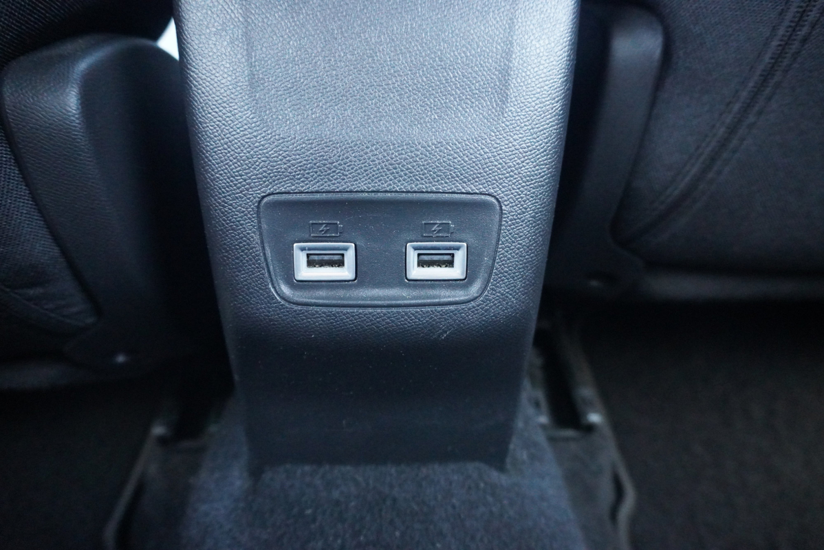 Peugeot 2008 — 28