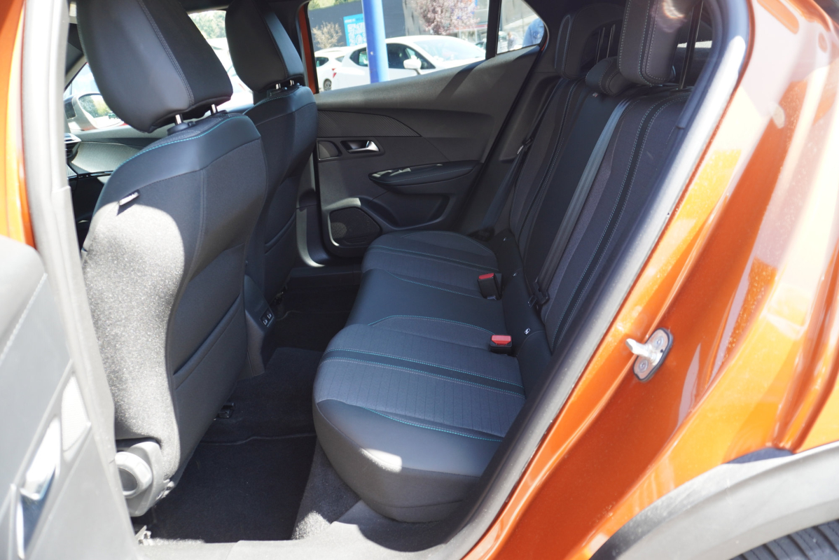 Peugeot 2008 — 27