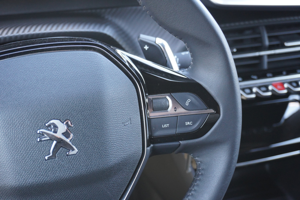Peugeot 2008 — 22