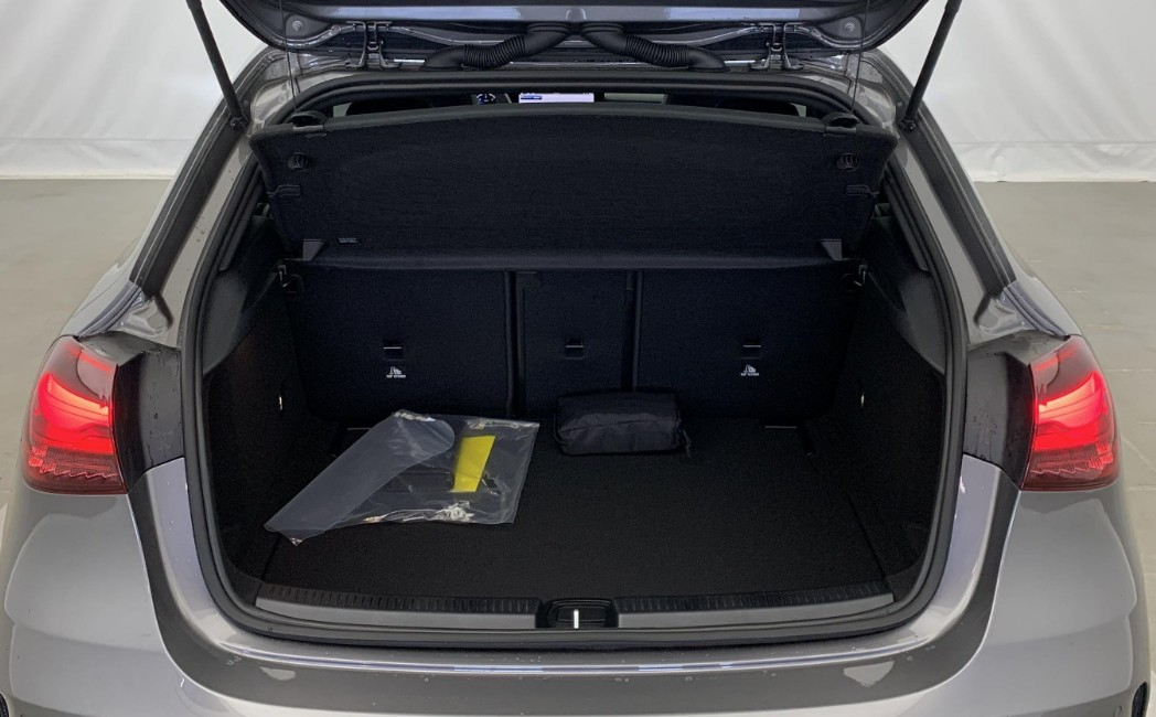 Mercedes Classe A — 17