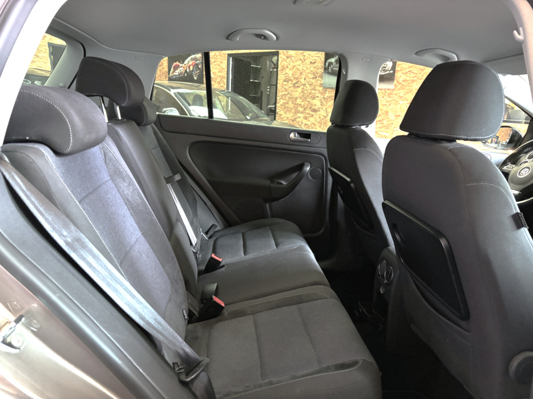 Volkswagen Golf Plus — 16