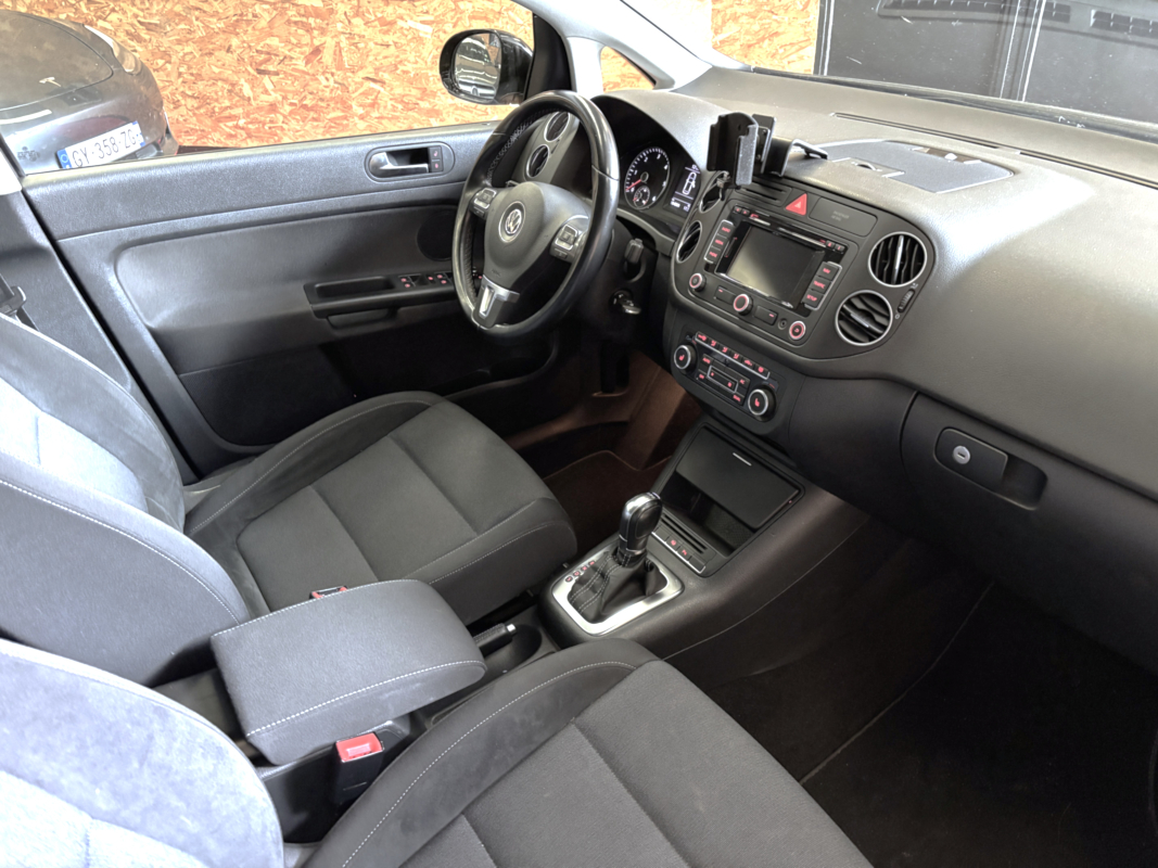 Volkswagen Golf Plus — 9