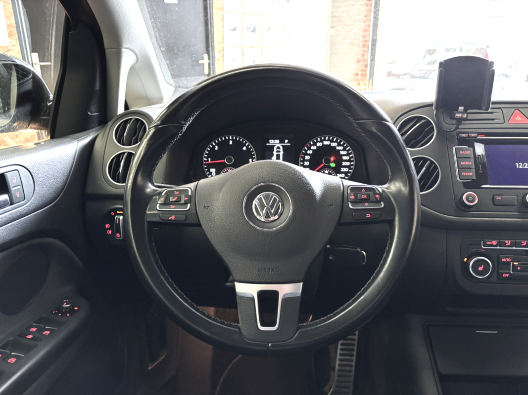 Volkswagen Golf Plus — 21