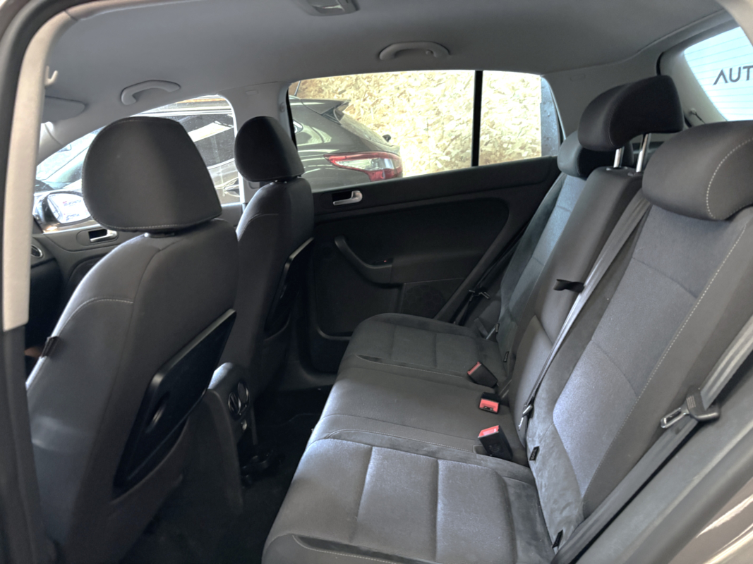 Volkswagen Golf Plus — 17