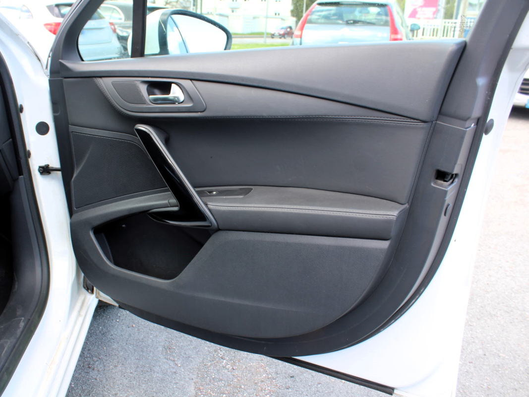 Peugeot 508 — 32