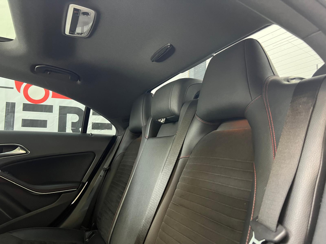 Mercedes Classe CLA — 18