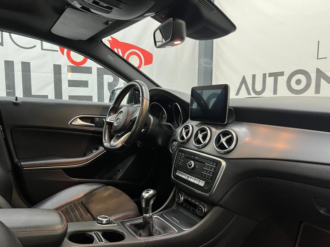 Mercedes Classe CLA — 13