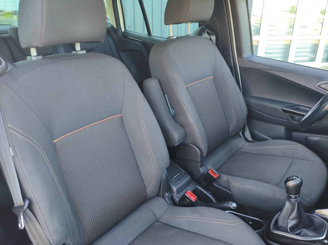 Ford B-Max — 18