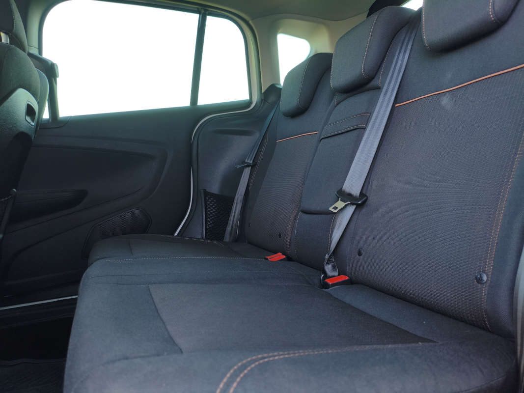 Ford B-Max — 25