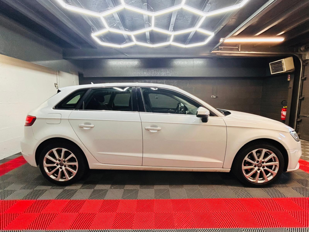Audi Audi A3 (3e Generation) Sportback — 4
