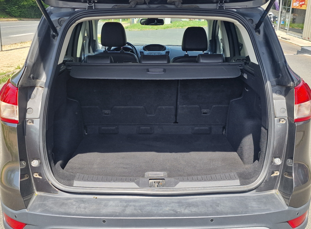 Ford Kuga — 8