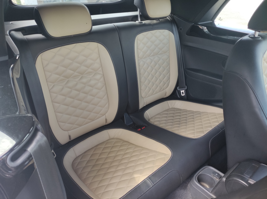 Volkswagen Coccinelle Cabriolet — 26
