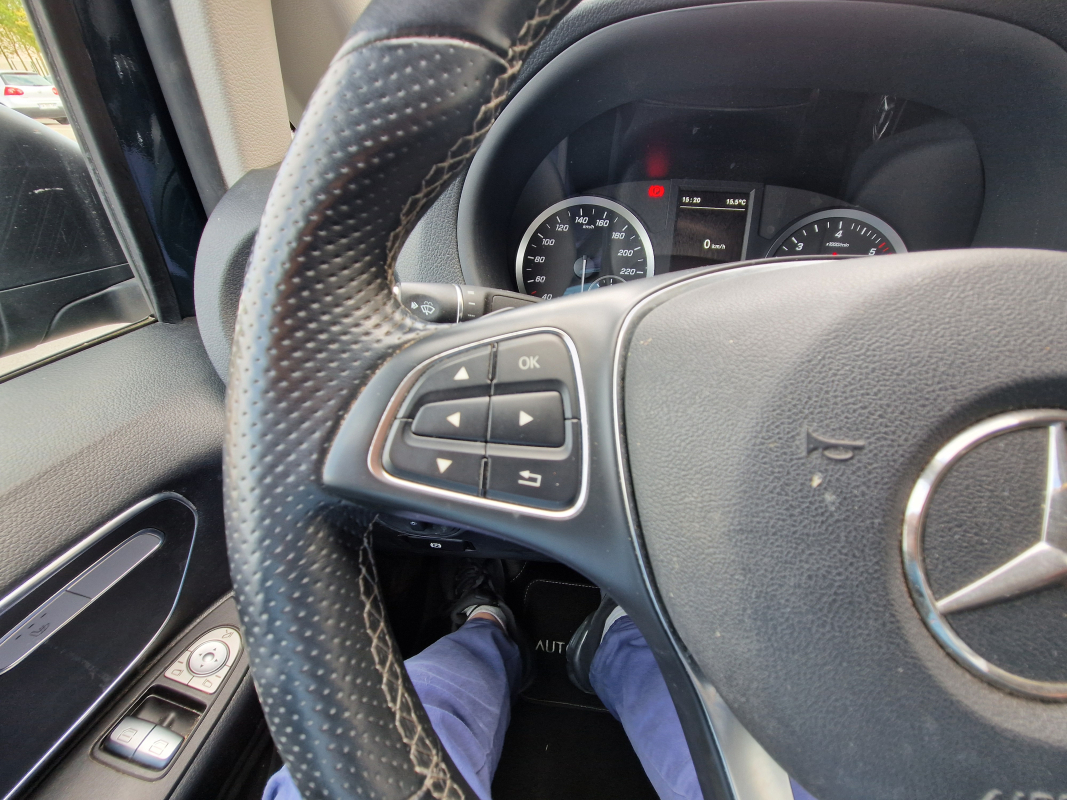 Mercedes Vito — 27