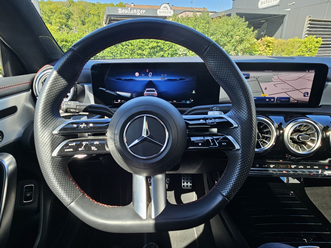 Mercedes Classe CLA — 29