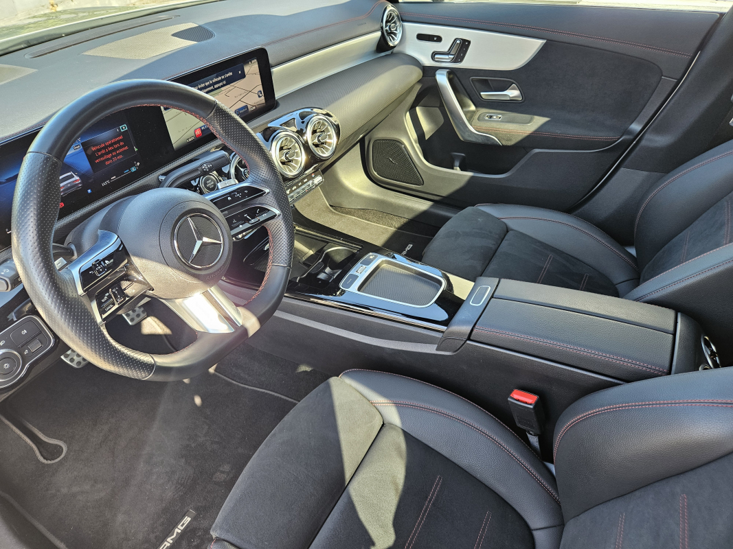 Mercedes Classe CLA — 12