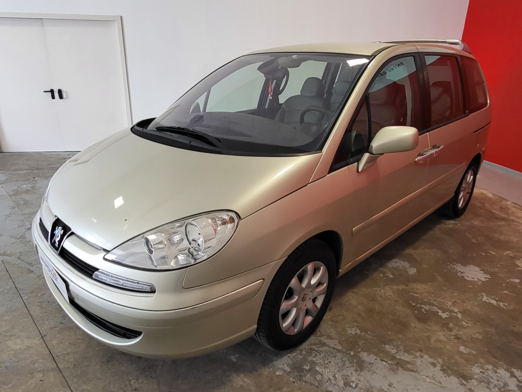 Peugeot 807 — 3