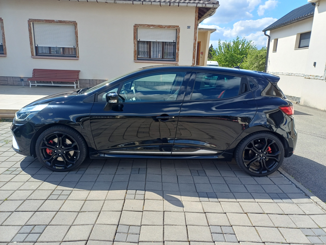 Renault Clio — 2