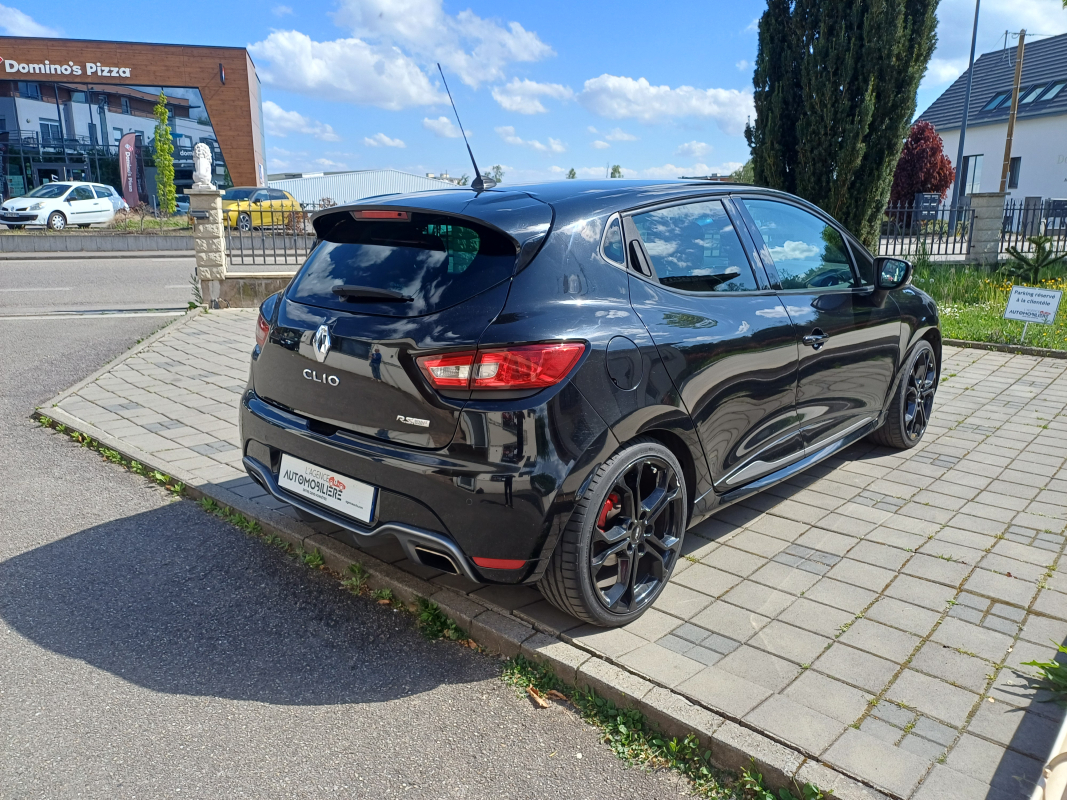 Renault Clio — 5