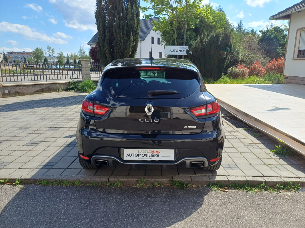 Renault Clio — 4