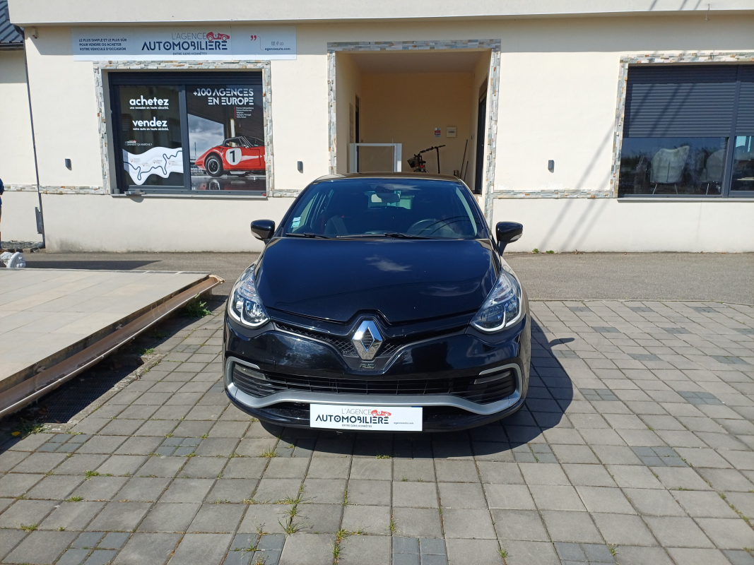 Renault Clio — 8