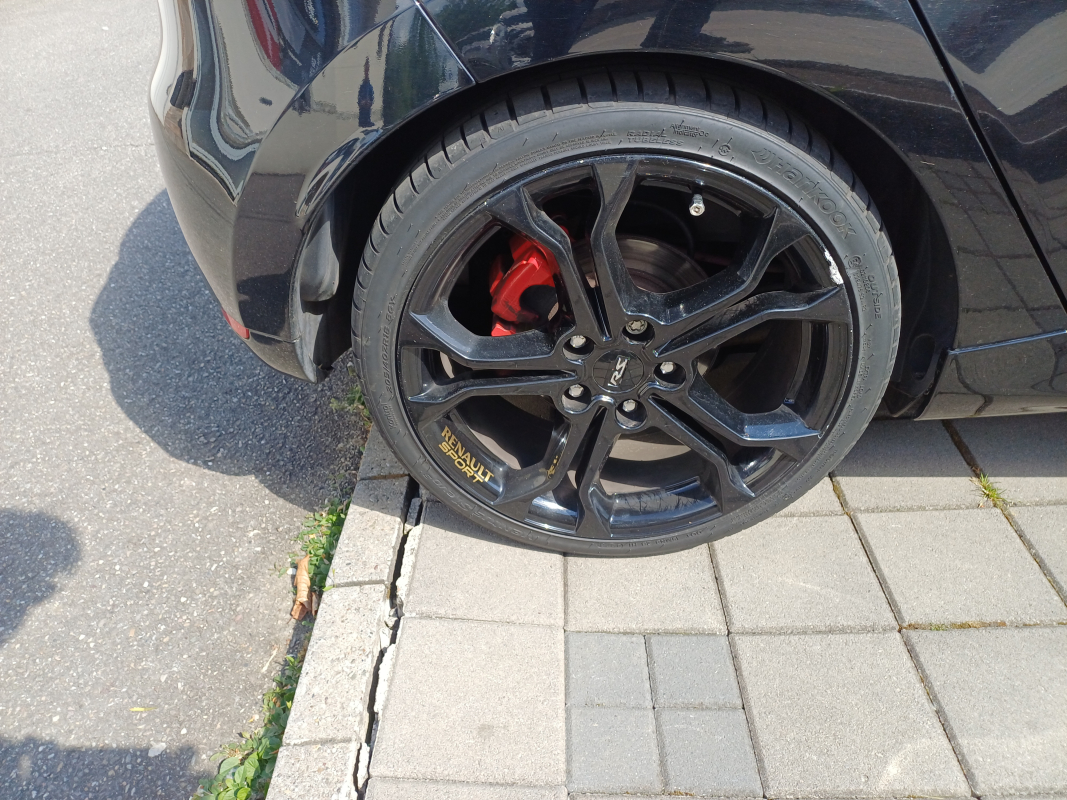 Renault Clio — 29
